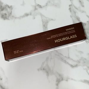 Hourglass vanish stick foundation
